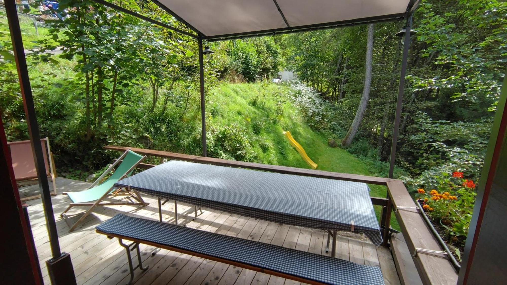 Petit Chalet Rustique Et Bucolique Bovernier Exterior foto